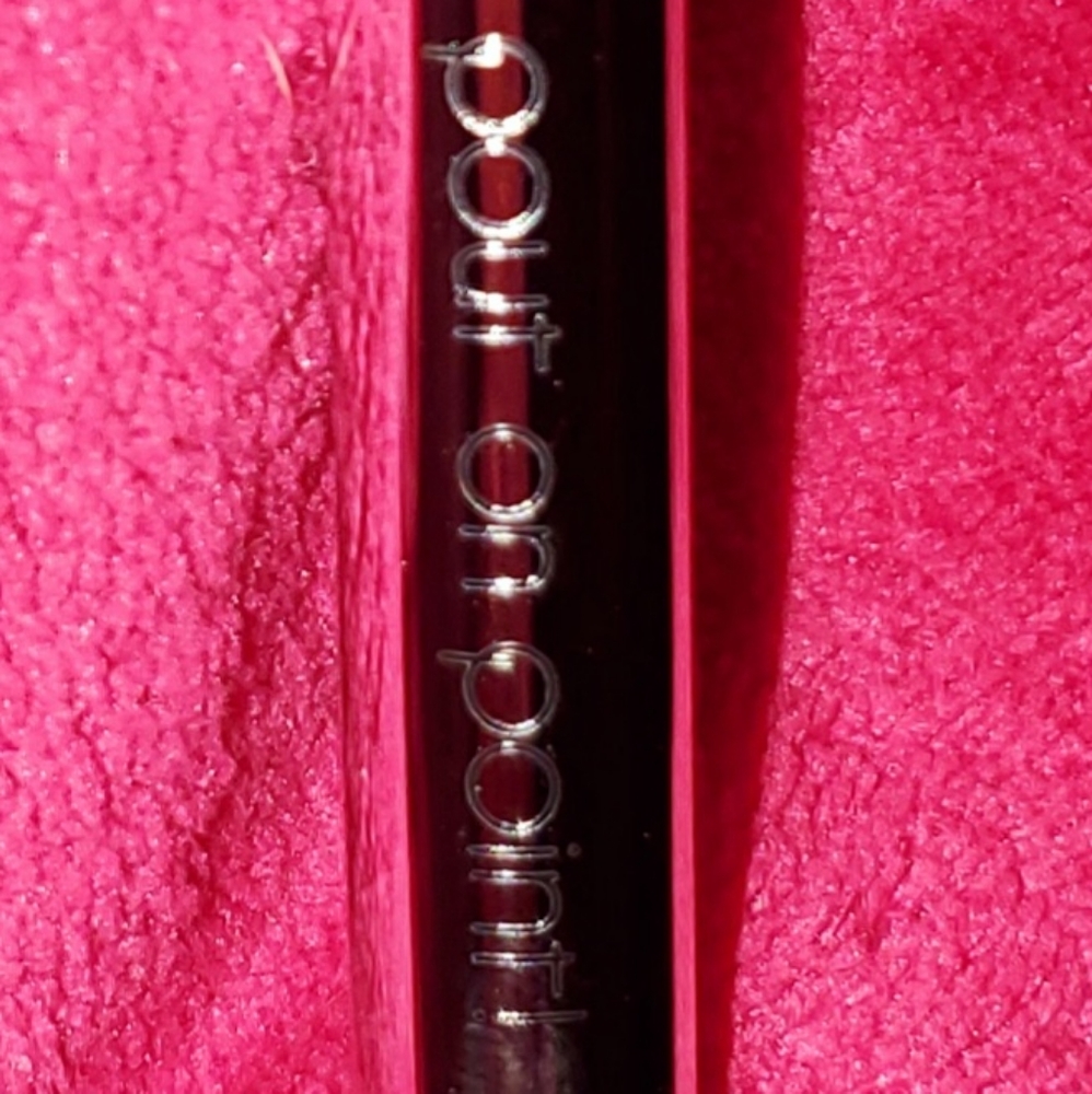 Nude makeup bundle - Picture 9 of 11
